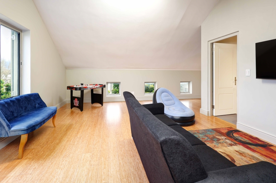 4 Bedroom Property for Sale in Val De Vie Estate Western Cape